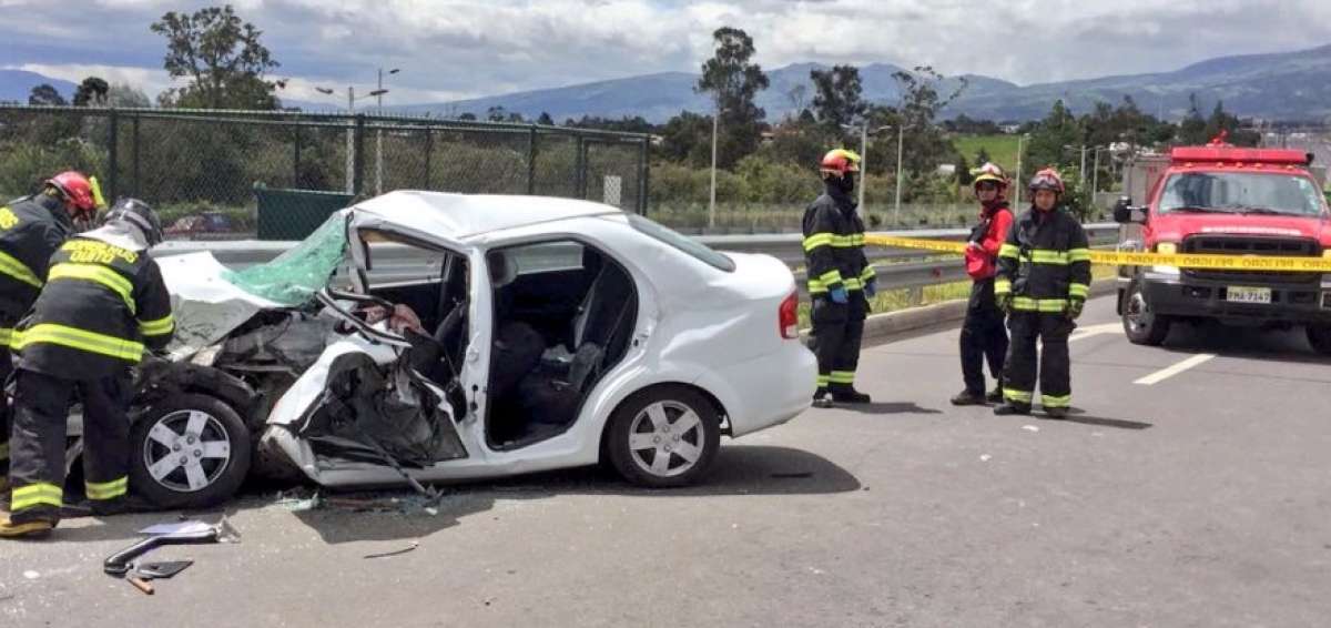 Un muerto en accidente de tr&aacute;nsito en sector de Tumbaco