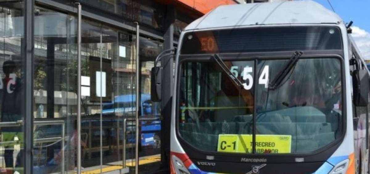 Municipio de Quito adjudica primer contrato del plan de repavimentaci&oacute;n