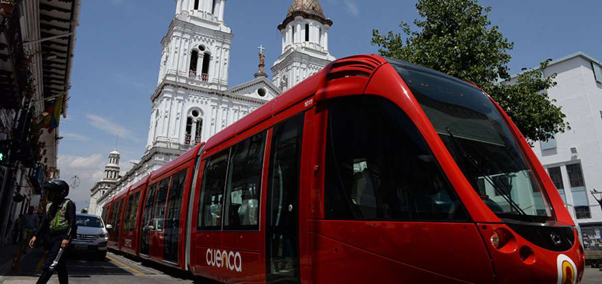 Desde marzo las m&aacute;quinas dar&aacute;n servicio a los usuarios en un trayecto de 20.4 kil&oacute;metros, el mismo que inicia en la entrada a Ba&ntilde;os, al sur de Cuenca.