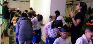 'Los sue&ntilde;os de Ani', obra de teatro de tipo inclusivo que se present&oacute; en la Casa de la Cultura del Guayas. Ni&ntilde;os de la Escuela Cuatro de Enero en la primera funci&oacute;n.