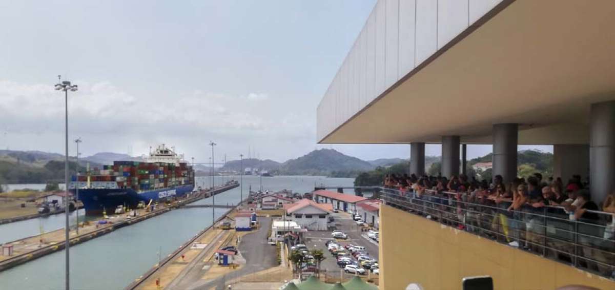 El Canal de Panam&aacute; es una de las paradas obligatorias de los visitantes, quienes pueden observar c&oacute;mo las embarcaciones de diferente tama&ntilde;o atraviesan del oc&eacute;ano Pac&iacute;fico al Atl&aacute;ntico, y viceversa.