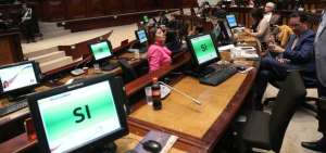 El debate de la Ley en la Asamblea se prolong&oacute; hasta cerca de las 22:30.