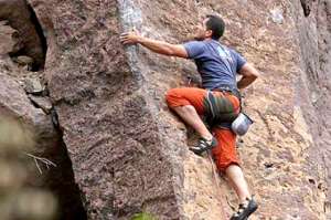 La escalada es una pr&aacute;ctica muy difundida en la Sierra centro y en el sur del Ecuador. Foto: Silvia Osorio 