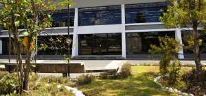Este es el edificio donde funcionaba el diario Hoy y que fue dado como parte de pago a Banco Pichincha.