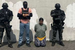 Mujer fue capturada en Dur&aacute;n por exigir USD 15.000 para liberar a una v&iacute;ctima