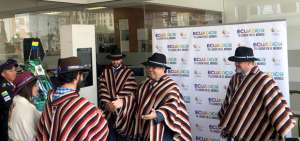 Funcionarios del Municipio de Latacunga y los personajes de la Mama Negra 2018 invitaron al Ministro de Turismo para que asista a la fiesta.