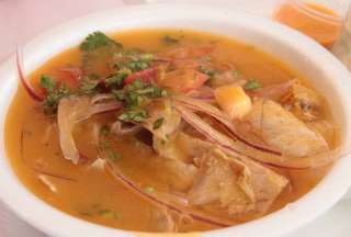 Decenas de personas visitaron este sábado 12 y domingo 13 de julio el Arena CCI para degustar y elegir al mejor encebollado de Quito.