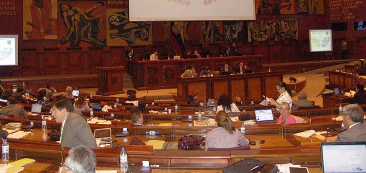 Ejecutivo propone reformas a la Ley de Empresas P&uacute;blicas