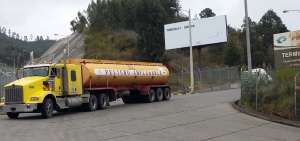 Los transportistas que sal&iacute;an desde la terminal de combustibles de Challuabamba dijeron que no les est&aacute;n entregando gasolina.