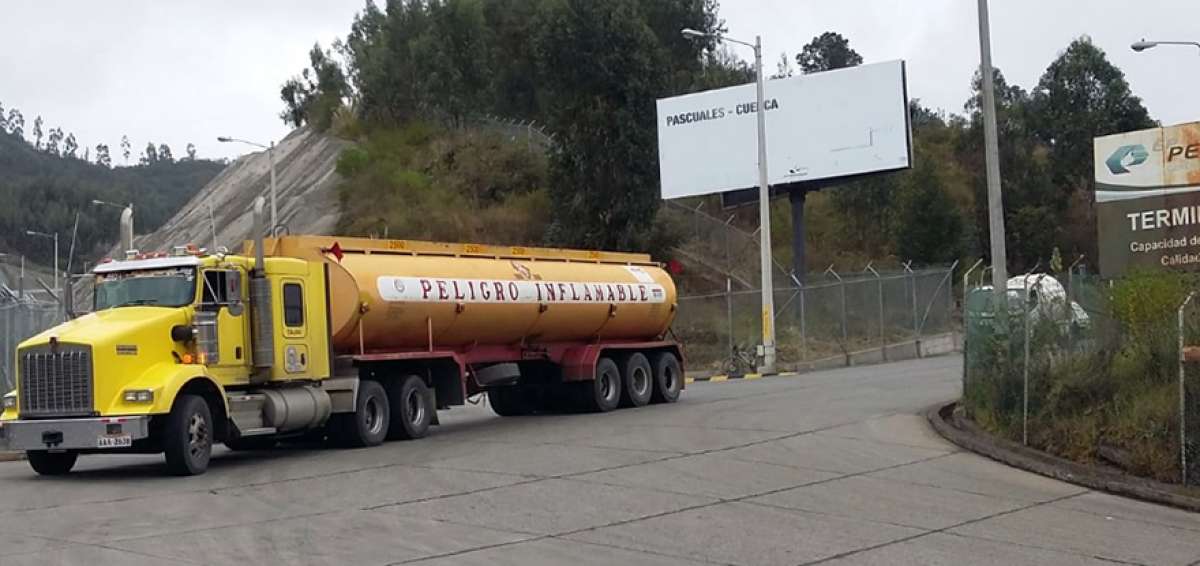 Los transportistas que sal&iacute;an desde la terminal de combustibles de Challuabamba dijeron que no les est&aacute;n entregando gasolina.