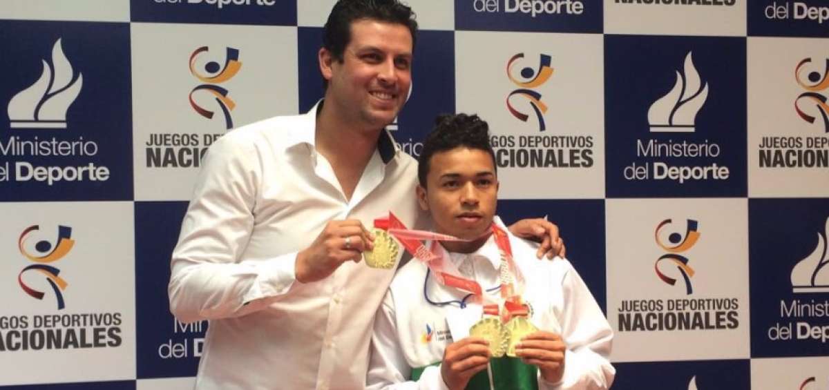 El pesista Rafael Ferruzola  se hizo fuerte en Cuenca