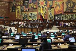 La Asamblea se ratificó en los textos relacionados con el Consejo Directivo del IESS.