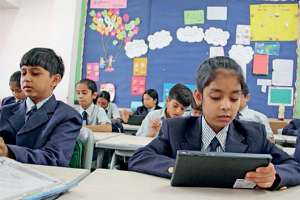Con la ayuda de diversas plataformas inform&aacute;ticas es posible potenciar el uso de los dispositivos que ingresan a las aulas.