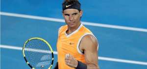 Nadal frena a Tiafoe y se ver&aacute; con Tsitsipas en las semifinales