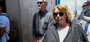 Dag Gustafsson y G&ouml;rel Biniel, padres del sueco Ola Bini, detenido en Quito.