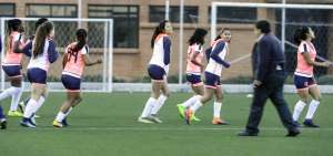 Las futbolistas del club &Ntilde;a&ntilde;as se entrenaron el jueves pasado en la cancha sint&eacute;tica de la Casa de la Selecci&oacute;n, sede de la gran final y en donde han disputado la mayor&iacute;a de partidos en condici&oacute;n de local durante el campeonato.