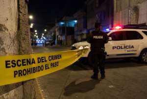 La menor intent&oacute; defender a su madre durante el ataque y result&oacute; herida. La autopsia confirm&oacute; que la mujer muri&oacute; por una hemorragia interna causada por m&uacute;ltiples heridas.