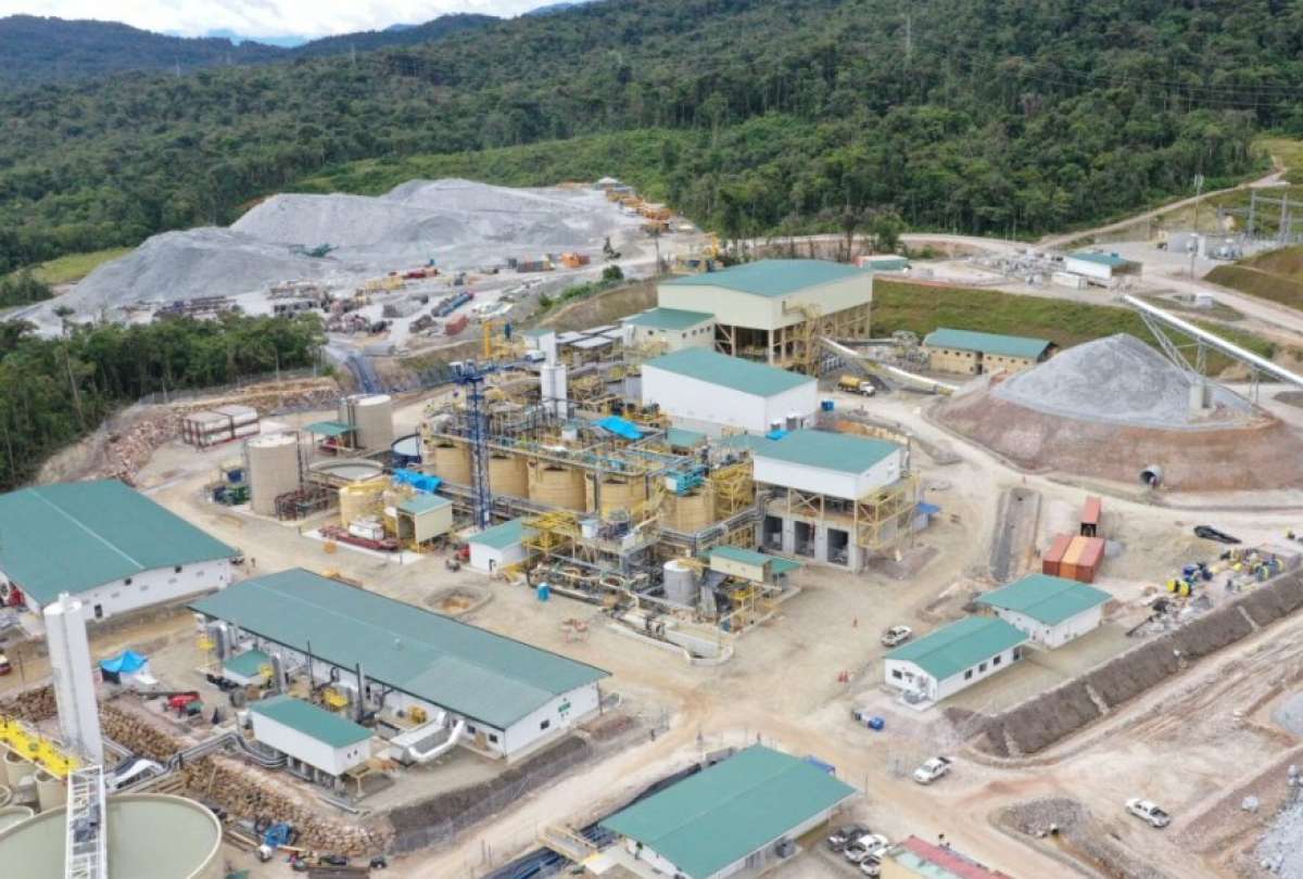 Los funcionarios del sector minero fueron despedidos tras alertas internas por posibles v&iacute;nculos con la miner&iacute;a ilegal.