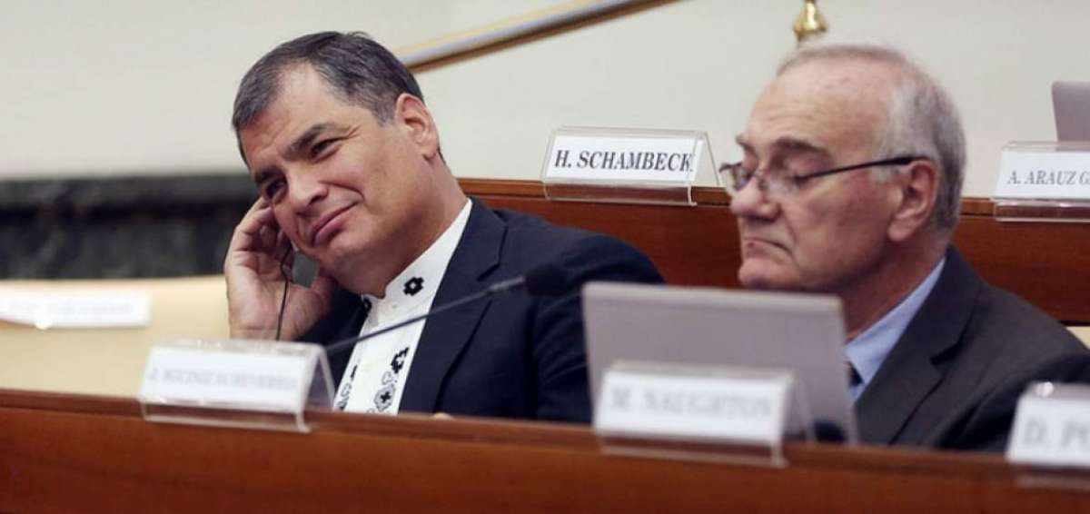 Presidente Correa particip&oacute; en foro en el Vaticano