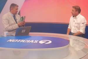 Eduardo del Pozo anunció la construcción de nuevas vías hacia Esmeraldas