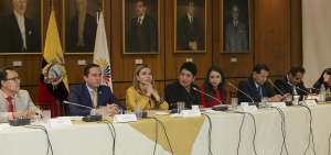 La noche del jueves, la Comisi&oacute;n de Fiscalizaci&oacute;n se reuni&oacute; para analizar el proceso pol&iacute;tico en contra del exministro de Agricultura, Rub&eacute;n Flores.