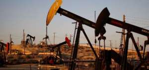 Petr&oacute;leo del Brent y WTI descienden en cotizaci&oacute;n de barril