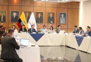Ministro de Salud garantiza atención y medidas para prevenir nuevos casos en hospitales públicos