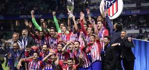 Festejo de los jugadores del Atl&eacute;tico. 