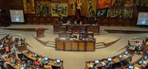 53 asamble&iacute;stas aspiran a conservar su curul