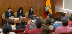 Al encuentro acudieron responsables de los Distritos, as&iacute; como padres de familia que est&aacute;n alerta ante el consumo de drogas en centros escolares.