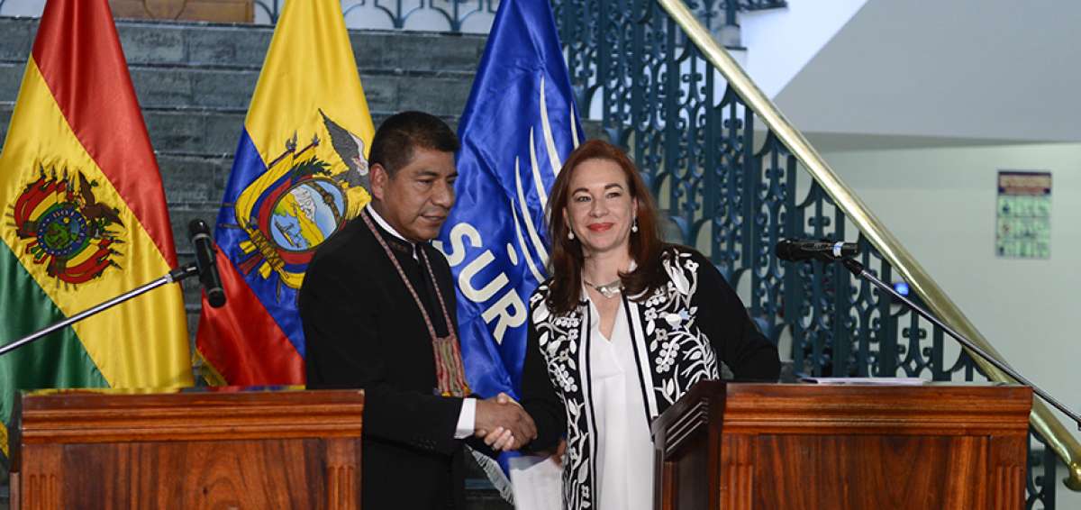 La canciller Mar&iacute;a Fernanda Espinosa y su hom&oacute;logo de Bolivia, Fernando Huanacuni, ratificaron los lazos bilaterales entre ambos pa&iacute;ses.
