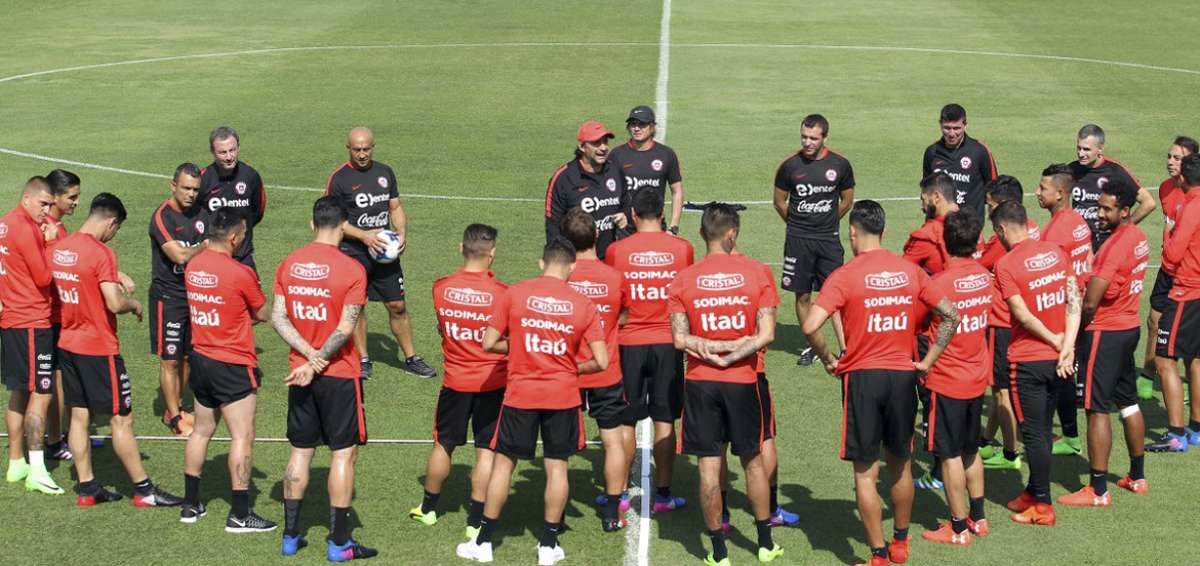 Chile prepara el duelo ante Argentina con Alexis entre algodones