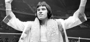 Alfredo Evangelista entrena a 15 j&oacute;venes promesas del boxeo ib&eacute;rico. En 1975, por mandato del dictador Franco, recibi&oacute; la nacionalidad espa&ntilde;ola. Dos a&ntilde;os despu&eacute;s pele&oacute; contra Muhammad Al&iacute; en EE.UU.