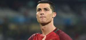 Ronaldo, Coentr&atilde;o, Gomes y Guedes, convocados para los amistosos de Portugal