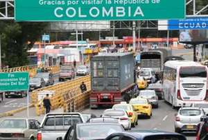 Colombia anunci&oacute; aranceles del 100% a Ecuador.