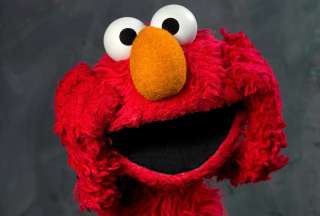 La cuenta de Elmo en X, fue hackeada tras publicarse mensajes antisemitas y ataques a Donald Trump.