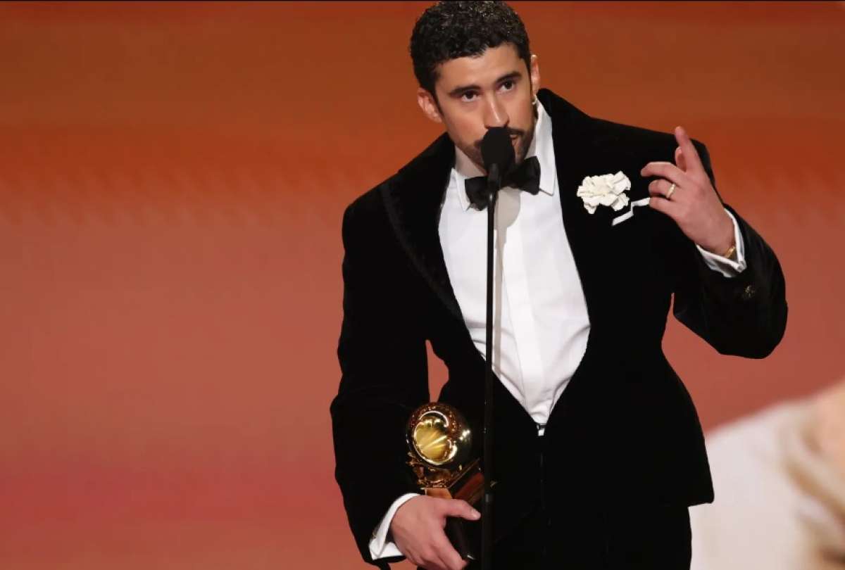 El conejo malo dedic&oacute; el premio para todas las personas que han tenido que irse de Estados Unidos.