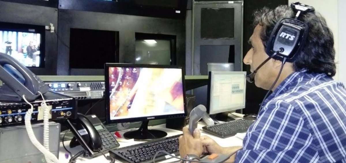 Su voz est&aacute; m&aacute;s vinculada con el &aacute;rea comercial. Sin embargo, Barrionuevo  tambi&eacute;n ha incursionado en el campo de la televisi&oacute;n.