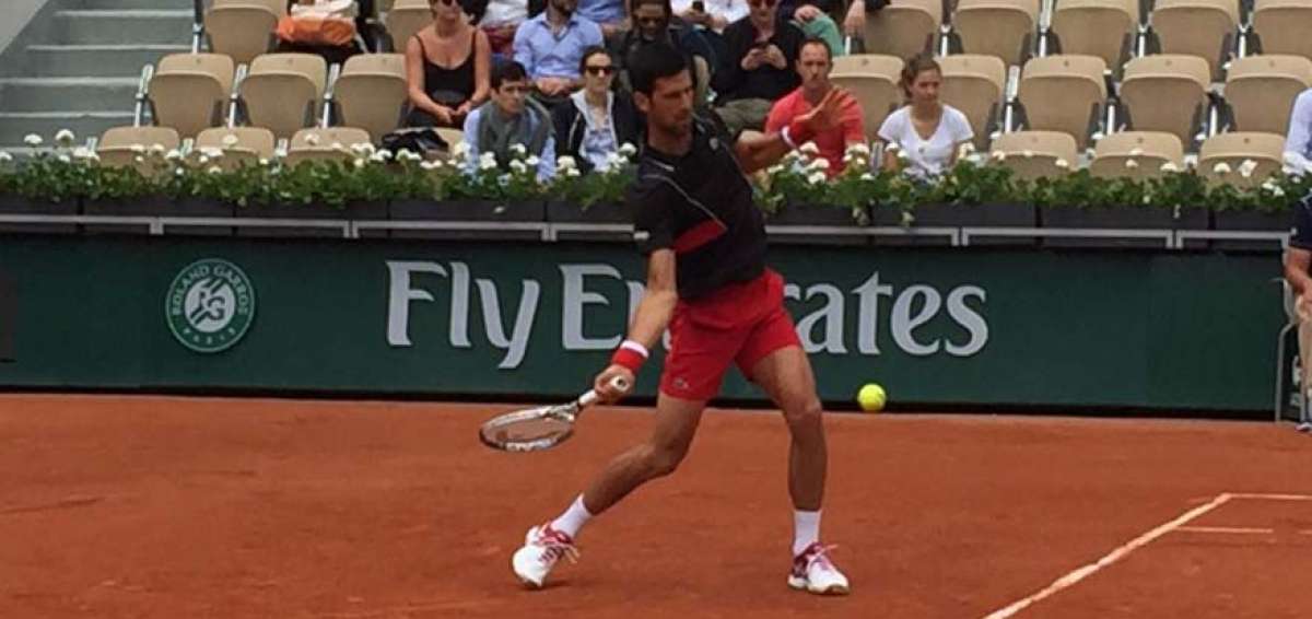 Djokovic revent&oacute; su raqueta: "No estoy orgulloso, pero a veces pasa"