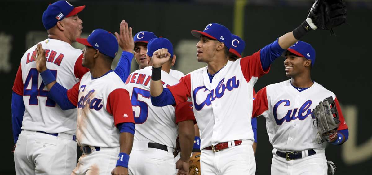 Cuba blanquea 6-0 a China y espera por Australia en Cl&aacute;sico Mundial
