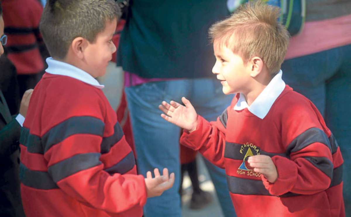 El reencuentro con los amigos es el principal aliciente para los alumnos que regresan a clases luego del per&iacute;odo de vacaciones escolares. Foto: Archivo / El Tel&eacute;grafo