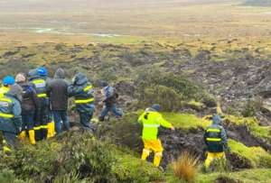 Epmaps realiza retiro de escombros en el Antisana. 