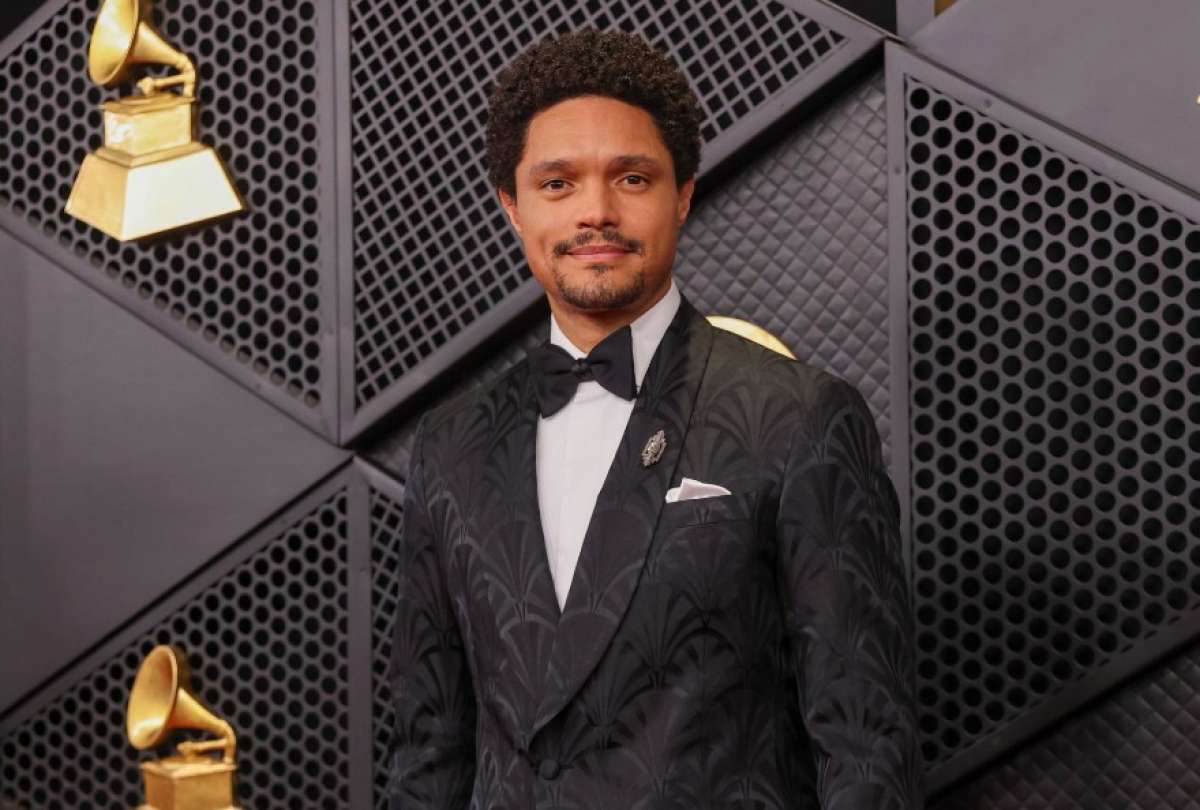 Trevor Noah relacion&oacute; a Trump con la isla Epstein