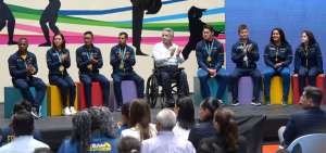 La Secretar&iacute;a del Deporte y empresas nacionales premiaron a medallistas