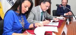 Contralor&iacute;a y Sercop firmaron convenio de cooperaci&oacute;n