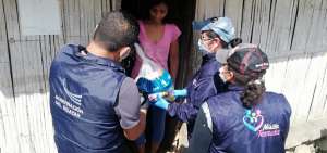El Ministerio de Inclusi&oacute;n Econ&oacute;mica y Social (MIES), ha suscrito 128 convenios con gobiernos locales para entregar kits alimenticios a familias de escasos recursos.