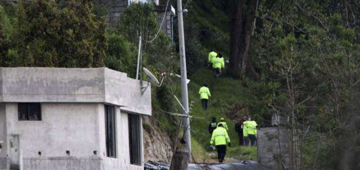 Personal especializado de la Polic&iacute;a y Fiscal&iacute;a realizaron varias diligencias tras hallar los restos de Samuel Chambers. 