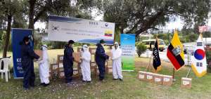 Koica Club entregan kits de alimentos a la parroquia Cotogchoa y Rumipamba