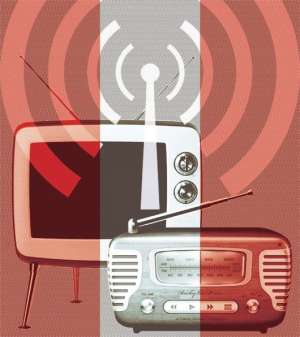 Los medios p&uacute;blicos ceden su espacio en Per&uacute;
