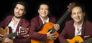 Desde la izquierda: Christian J&aacute;tiva, &Eacute;dison Aguirre y Freddy Aguirre, quienes conforman el Tr&iacute;o Colonial. 